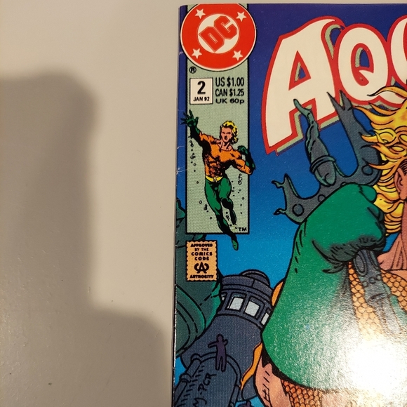 VINTAGE AQUAMAN BUNDLE 1996 AQUAMAN ACTION FIGURE NIB & AQUAMAN COMICS # 1 & 2 - Picture 14 of 15